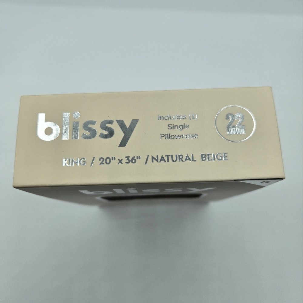 NWT Blissy Mulberry Silk Pillowcase, Natural Beige, Standard/Queen Or King Size - Picture 9 of 9